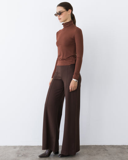Cocoa Modal Fitted Long Sleeve Tee