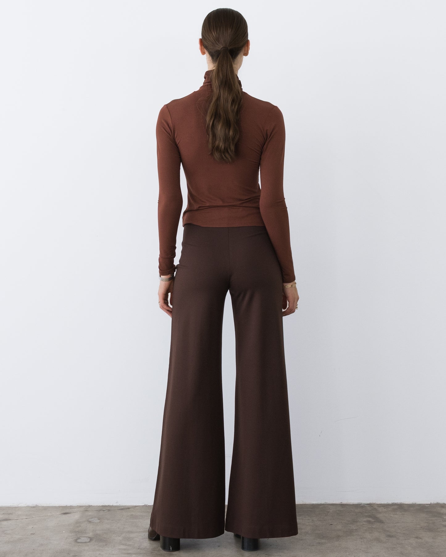 Cocoa Modal Fitted Long Sleeve Tee