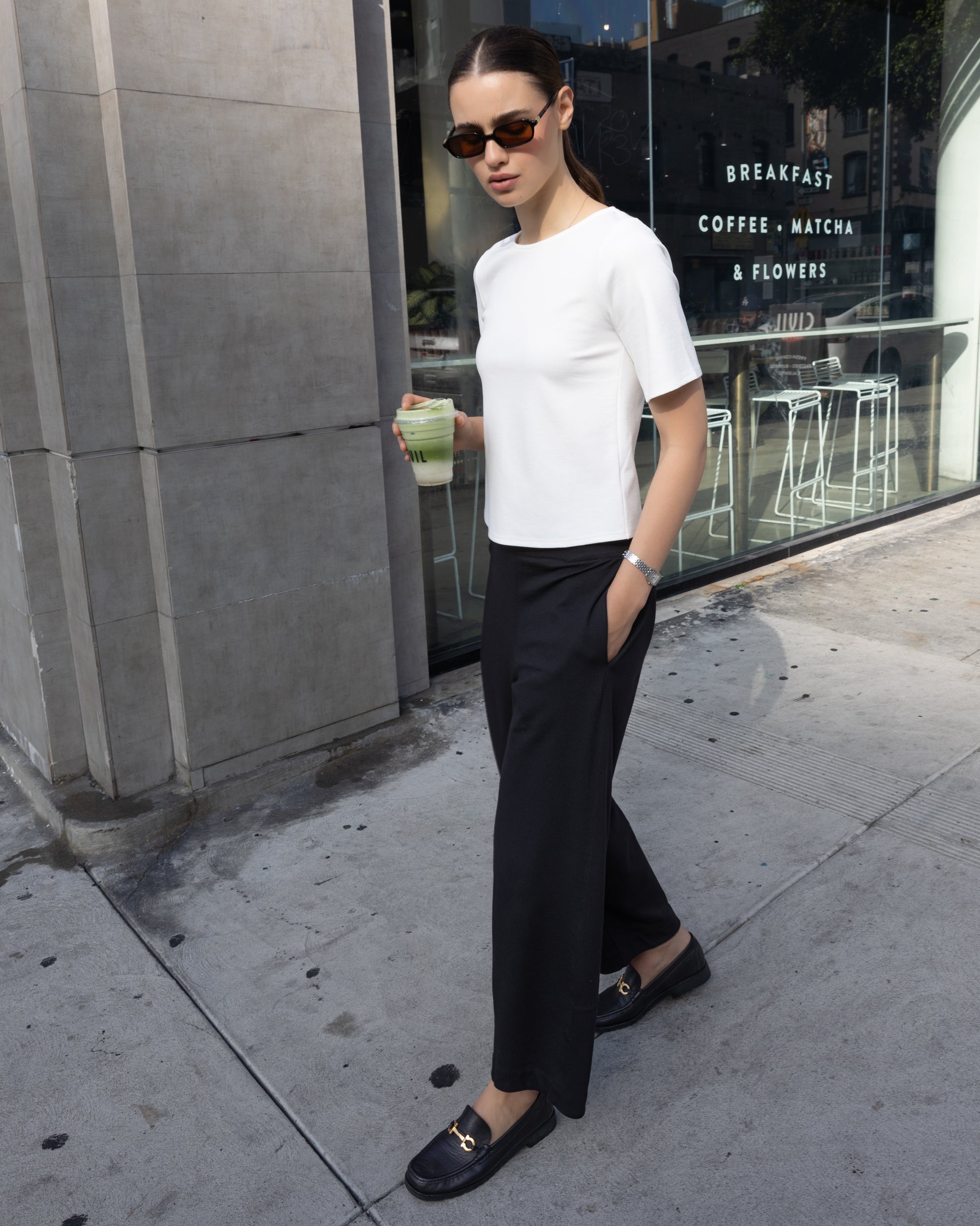 Black Ponte Knit Barrel Pant – view 4