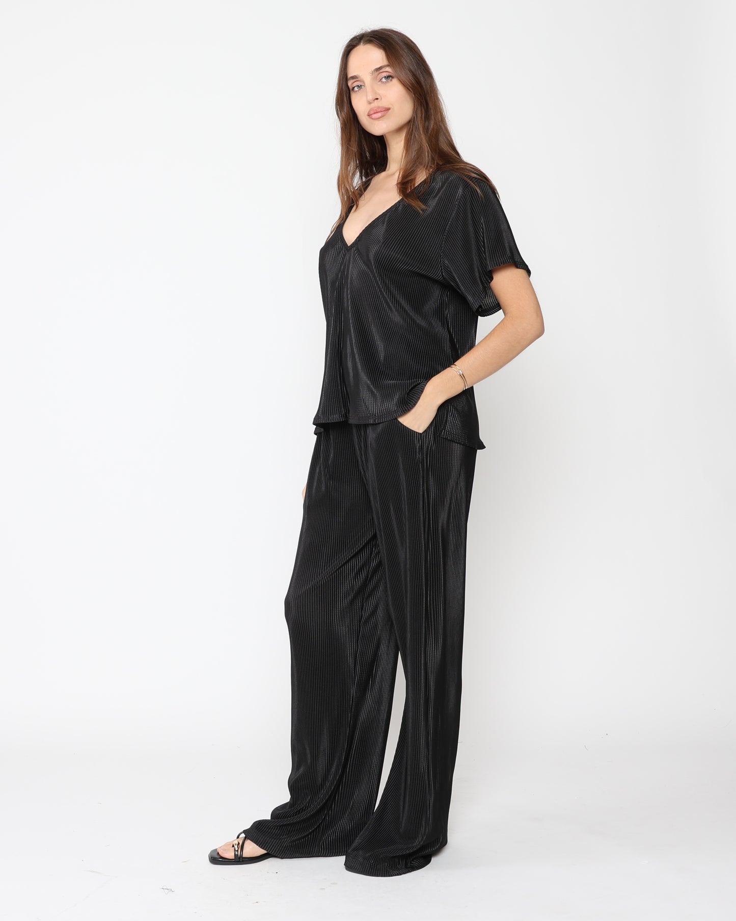 Black Micropleat Everyday V Neck