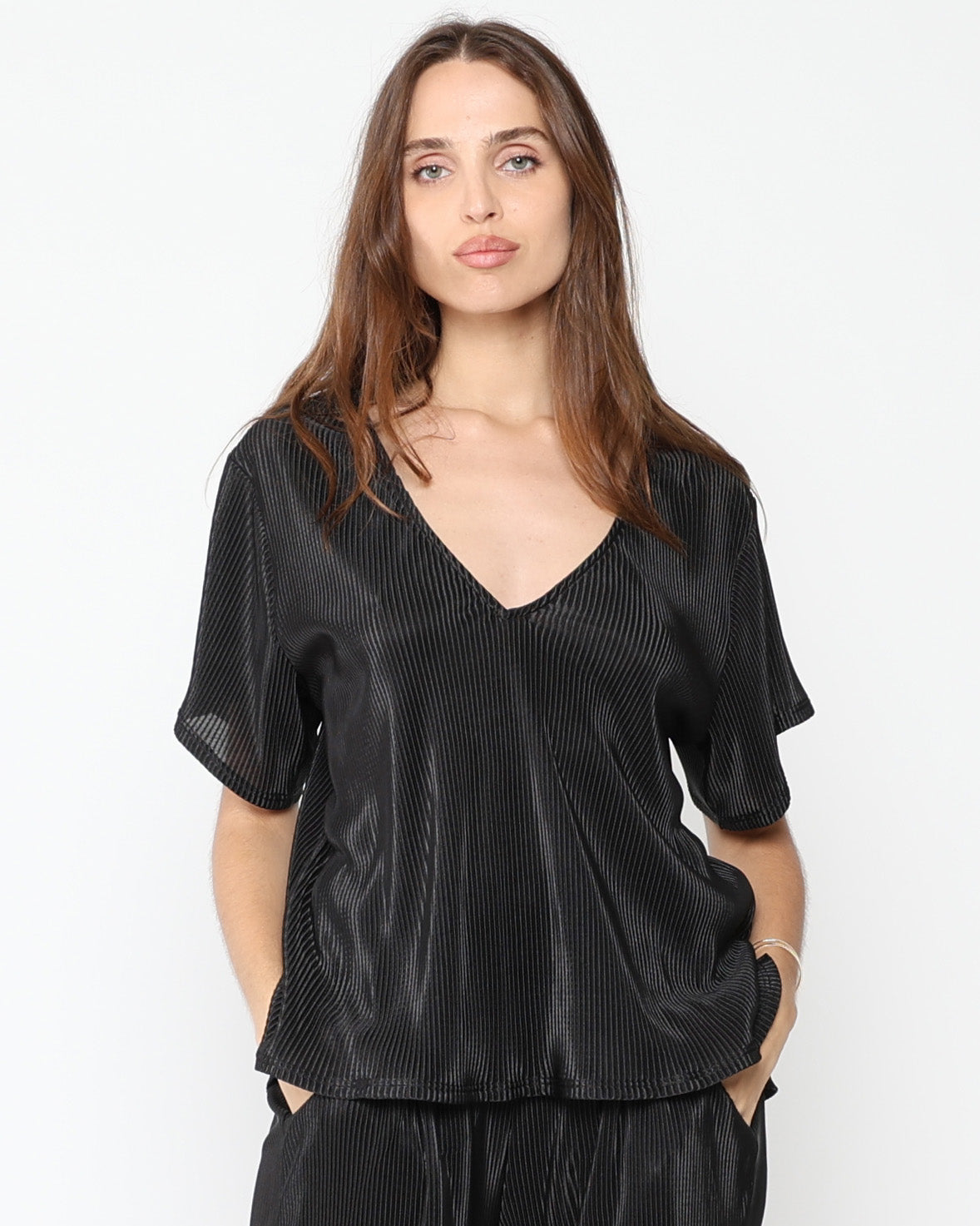 Black Micropleat Everyday V Neck
