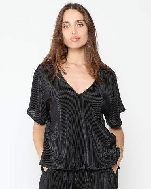 Black Micropleat Everyday V Neck