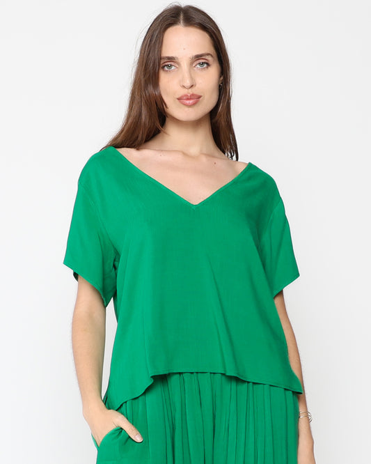 Kelly Green Linen Blend Everyday V Neck