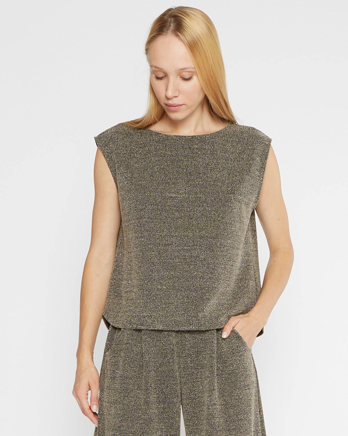 Pebble Boucle Lounge Tank